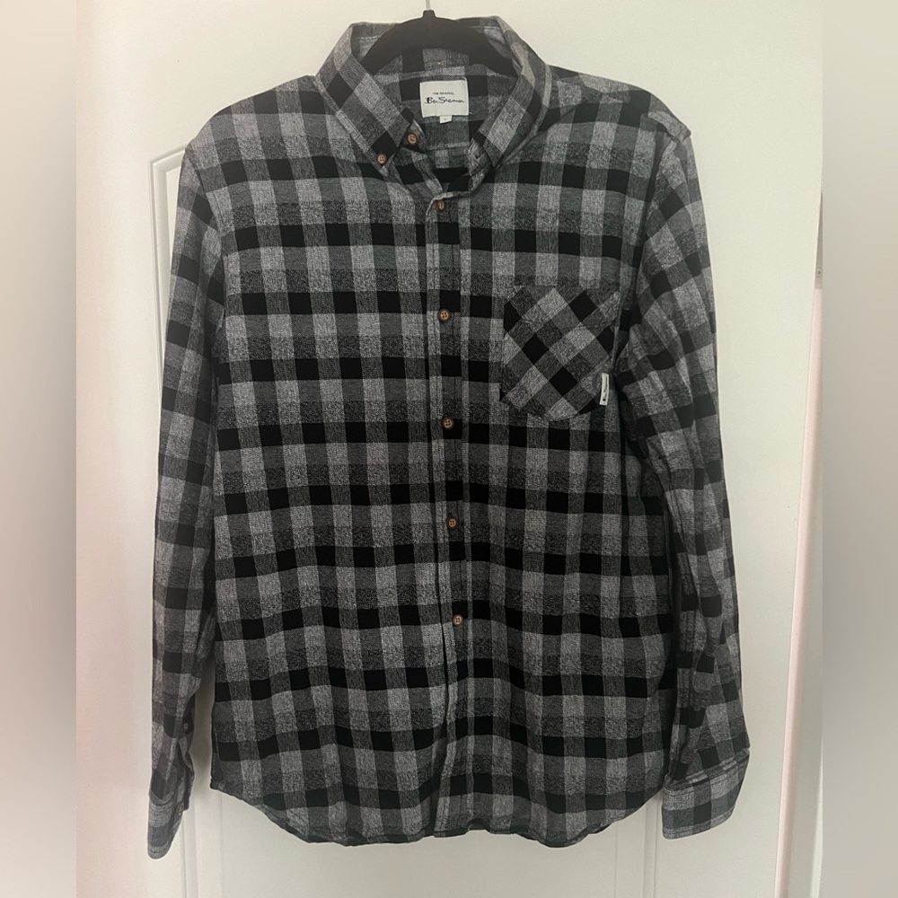 Large Ben Sherman Men’s Buttondown
